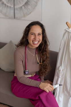 Dr. med. Celine Schlager